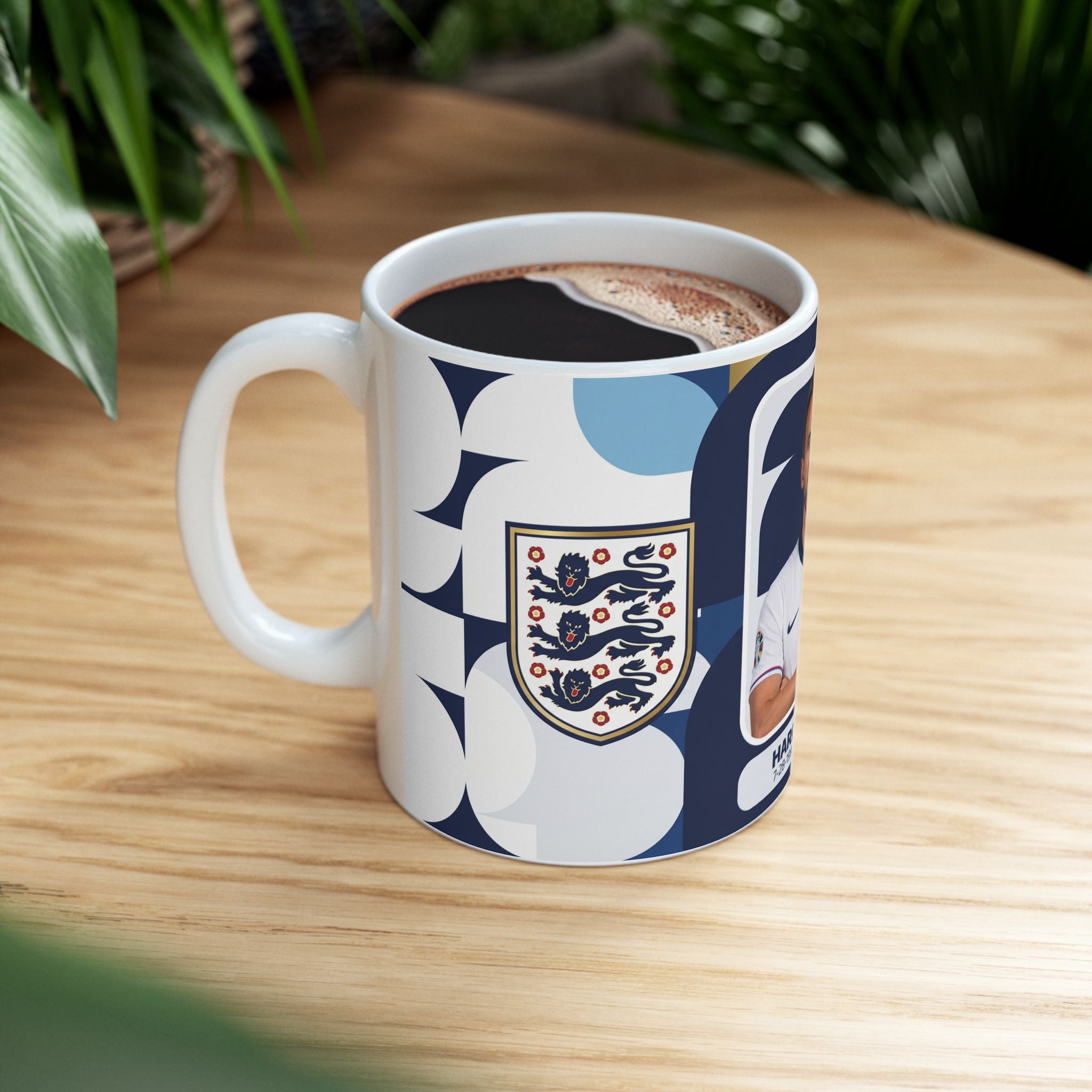 Harry Kayne England Soccer Ceramic Cup — England Football Team Collectible (11oz, 15oz), World Cup 2026 Mugs